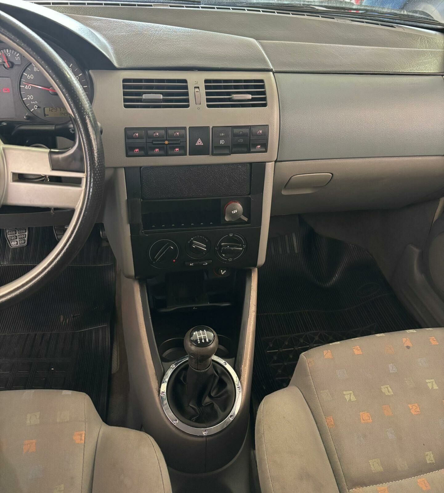 Imagem do veículo  VOLKSWAGEN PARATI 1.8